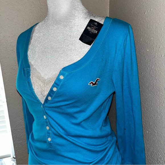 NWT! Vintage Y2K Hollister 2000s 3/4 Sleeve Ribbed Henley Top - Picture 2 of 5